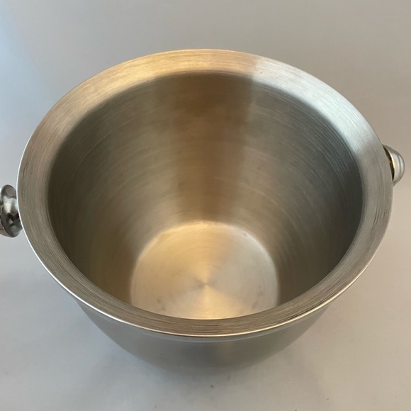 Lenox Brushed Silver Ice Bucket with Lid - Picture 8 of 14